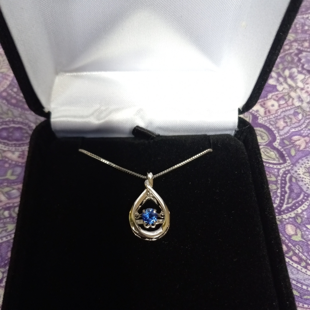 Shimmering saphire necklace, kay jewelers